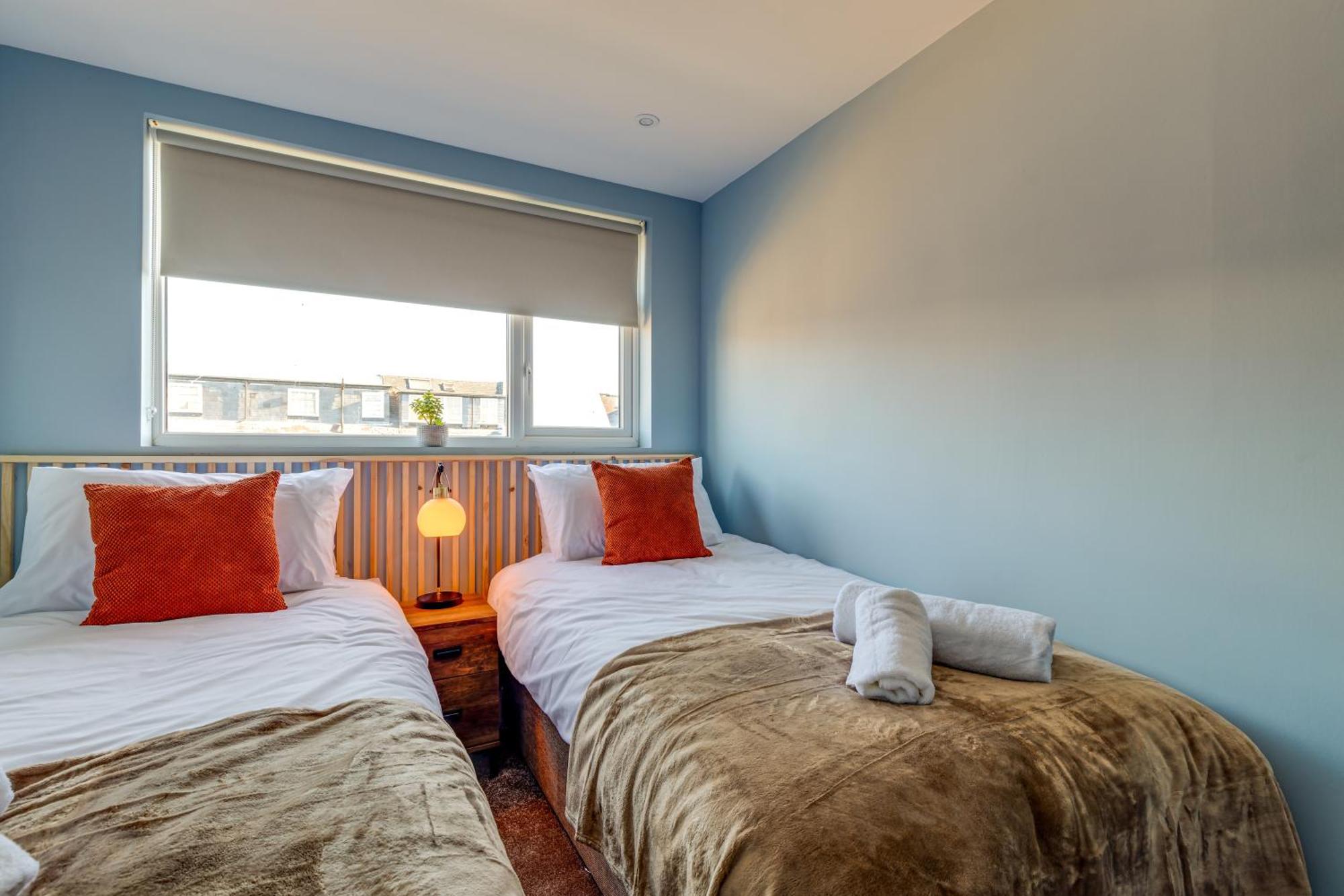 Apt 4 North Marine Villa スカーバラ エクステリア 写真